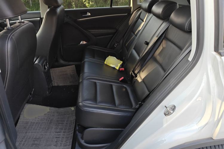Used Volkswagen Tiguan 2017 300TSI Automatic Two-Wheel Drive Silk Road Comfort Edition Left Rear Seat
