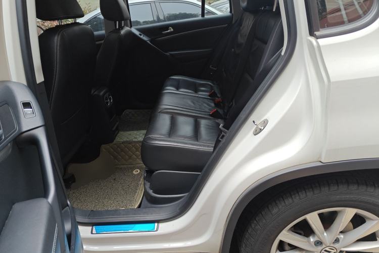 Used Volkswagen Tiguan 2017 300TSI Automatic Two-Wheel Drive Silk Road Comfort Edition Left Rear Seat