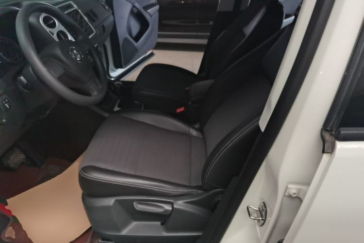 Used Volkswagen Tiguan 2017 300TSI Automatic Two-Wheel Drive Silk Road Luxury Edition Left Rear Seat
