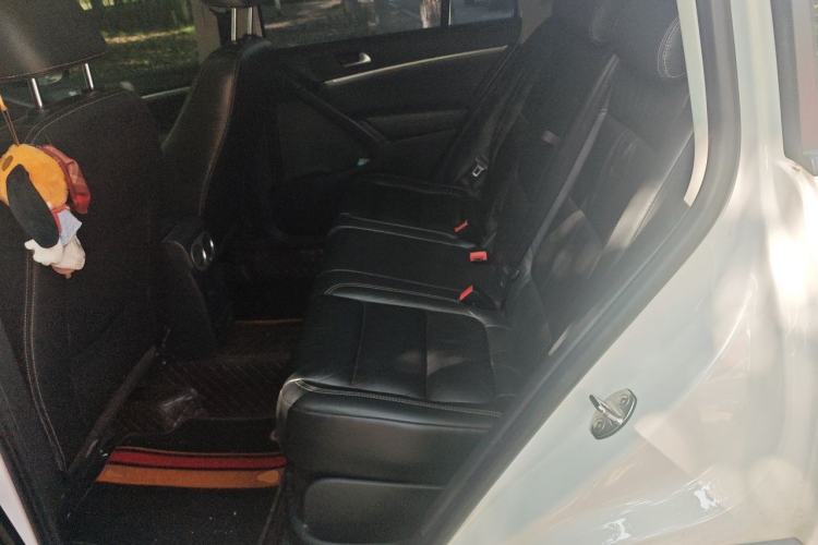 Used Volkswagen Tiguan 2017 300TSI Automatic Two-Wheel Drive Silk Road Comfort Edition Left Rear Seat