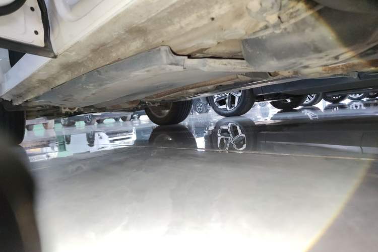 Used Volkswagen Tiguan 2017 300TSI Automatic Two-Wheel Drive Silk Road Comfort Edition Left Side Sill