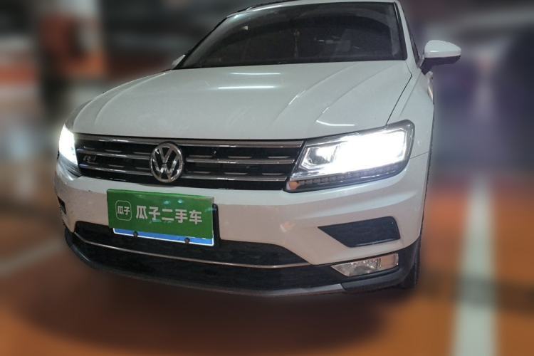 Used Volkswagen Tiguan 2017 330TSI All-Wheel-Drive Innovation Model Guazi used car, China used car export, Used car for sale, Used  cars, Cheapest cars for sale