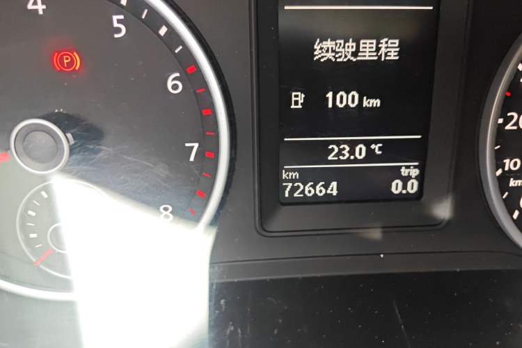 Used Volkswagen Tiguan 2017 300TSI Automatic Two-Wheel Drive Silk Road Comfort Edition Odometer Close Up