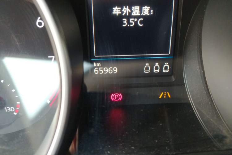 Used Volkswagen Tiguan 2017 280TSI Two-Wheel-Drive Elite Version Odometer Close Up