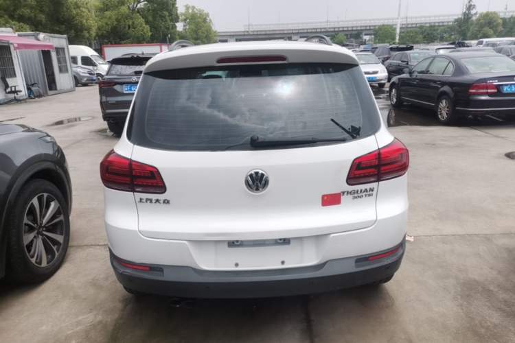 Used Volkswagen Tiguan 2017 300TSI Automatic Two-Wheel Drive Silk Road Comfort Edition Rear