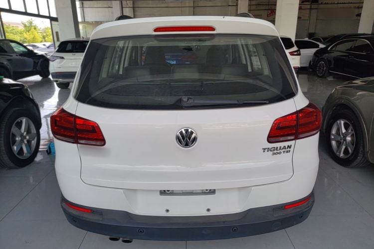 Used Volkswagen Tiguan 2017 300TSI Automatic Two-Wheel Drive Silk Road Luxury Edition Rear