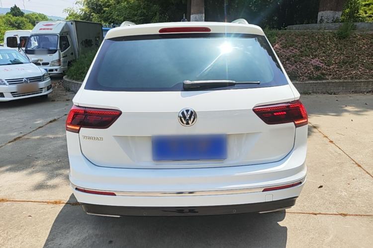 Used Volkswagen Tiguan 2017 280TSI Two-Wheel-Drive Elite Version Rear