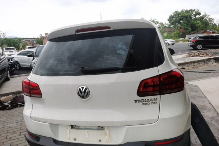 Used Volkswagen Tiguan 2017 300TSI Automatic Two-Wheel Drive Silk Road Luxury Edition Rear