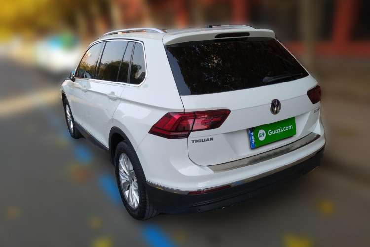 Used Volkswagen Tiguan 2017 280TSI Two-Wheel-Drive Elite Version Rear Left 45 Deg