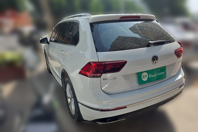 Used Volkswagen Tiguan 2017 280TSI Two-Wheel-Drive Elite Version Rear Left 45 Deg