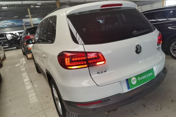 Used Volkswagen Tiguan 2017 300TSI Automatic Two-Wheel Drive Silk Road Luxury Edition Rear