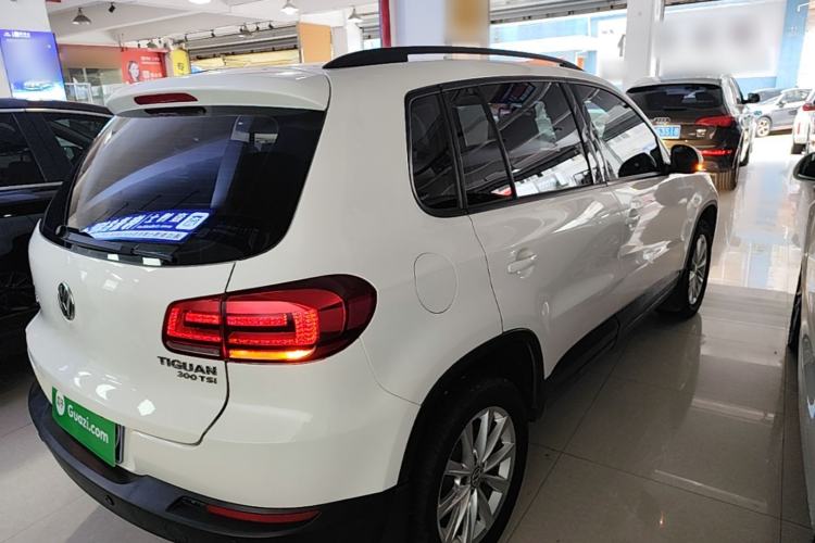 Used Volkswagen Tiguan 2017 300TSI Automatic Two-Wheel Drive Silk Road Comfort Edition Rear Right 45 Deg