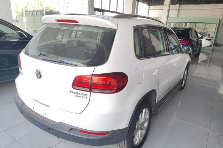 Used Volkswagen Tiguan 2017 300TSI Automatic Two-Wheel Drive Silk Road Luxury Edition Rear Right 45 Deg
