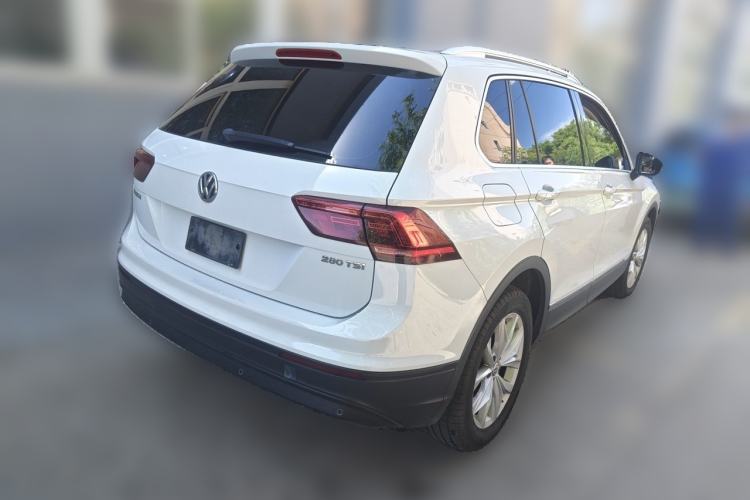 Used Volkswagen Tiguan 2017 280TSI Two-Wheel-Drive Elite Version Rear Right 45 Deg