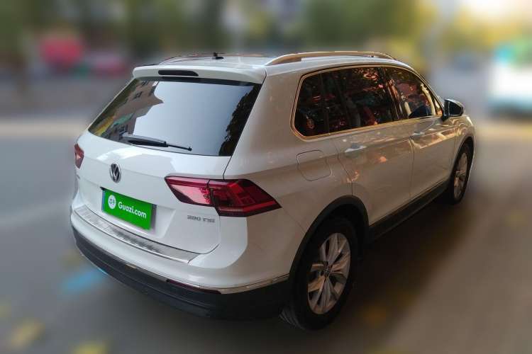 Used Volkswagen Tiguan 2017 280TSI Two-Wheel-Drive Elite Version Rear Right 45 Deg