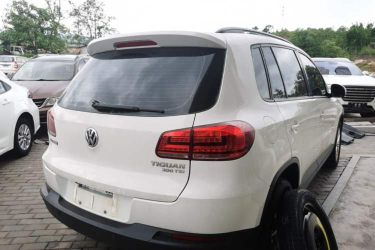 Used Volkswagen Tiguan 2017 300TSI Automatic Two-Wheel Drive Silk Road Luxury Edition Rear Right 45 Deg