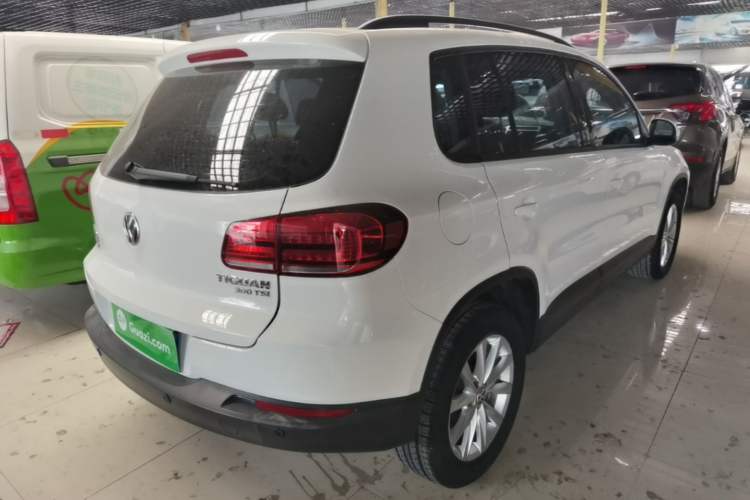 Used Volkswagen Tiguan 2017 300TSI Automatic Two-Wheel Drive Silk Road Luxury Edition Rear Right 45 Deg