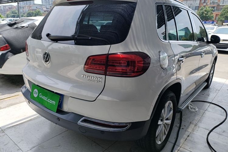 Used Volkswagen Tiguan 2017 300TSI Automatic Two-Wheel Drive Silk Road Luxury Edition Rear Right 45 Deg