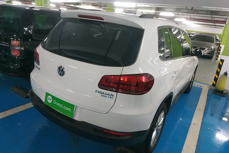 Used Volkswagen Tiguan 2017 300TSI Automatic Two-Wheel Drive Silk Road Luxury Edition Rear Right 45 Deg