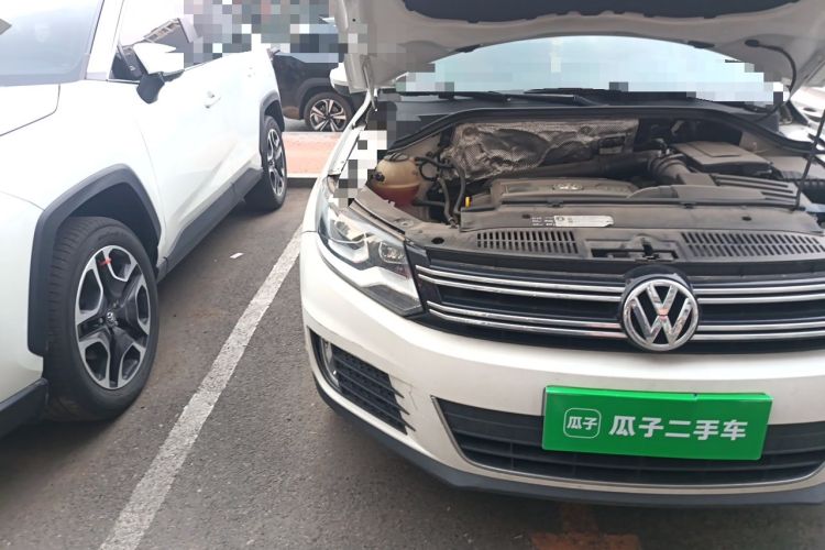 Used Volkswagen Tiguan 2017 300TSI Automatic Two-Wheel Drive Silk Road Comfort Edition Right Front Headlight