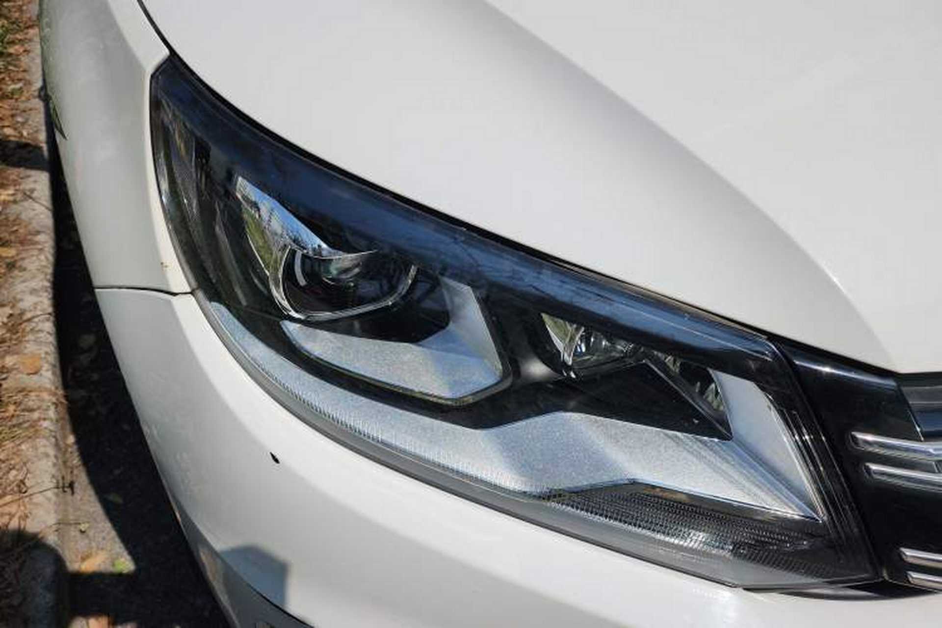 Used Volkswagen Tiguan 2017 300TSI Automatic Two-Wheel Drive Silk Road Luxury Edition Right Front Headlight