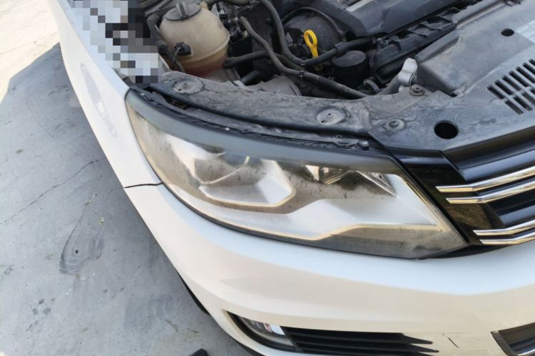Used Volkswagen Tiguan 2017 300TSI Automatic Two-Wheel Drive Silk Road Comfort Edition Right Front Headlight