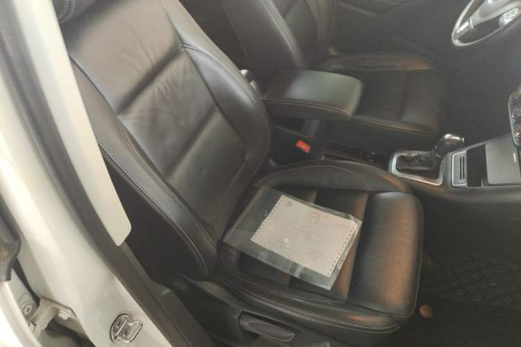 Used Volkswagen Tiguan 2017 300TSI Automatic Two-Wheel Drive Silk Road Comfort Edition Right Front Seat