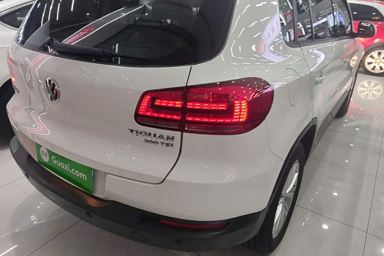 Used Volkswagen Tiguan 2017 300TSI Automatic Two-Wheel Drive Silk Road Comfort Edition Right Rear Taillight