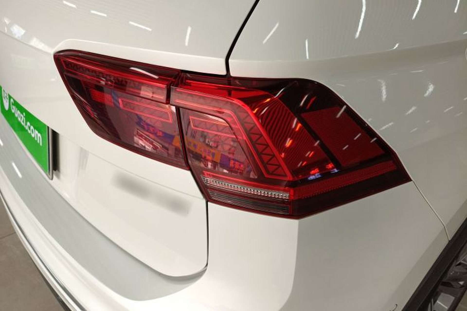 Used Volkswagen Tiguan 2017 380TSI Four-Wheel Drive R-Line Right Rear Taillight