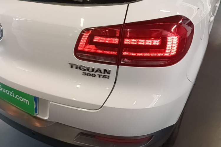 Used Volkswagen Tiguan 2017 300TSI Automatic Two-Wheel Drive Silk Road Comfort Edition Right Rear Taillight