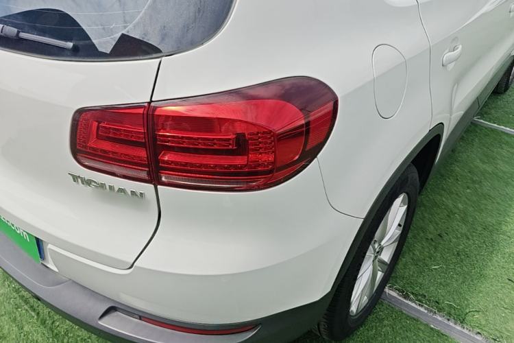 Used Volkswagen Tiguan 2017 300TSI Automatic Two-Wheel Drive Silk Road Luxury Edition Right Rear Taillight