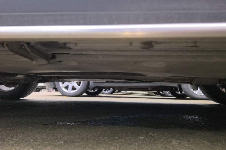 Used Volkswagen Tiguan 2017 300TSI Automatic Two-Wheel Drive Silk Road Luxury Edition Right Side Sill