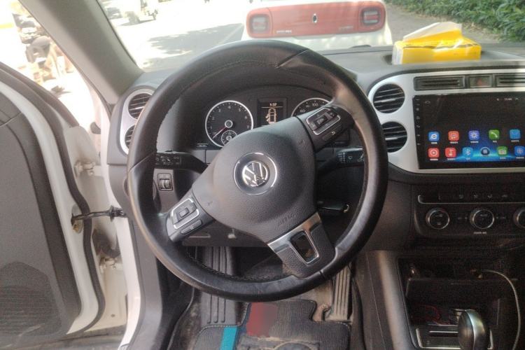 Used Volkswagen Tiguan 2017 300TSI Automatic Two-Wheel Drive Silk Road Comfort Edition Steering Wheel