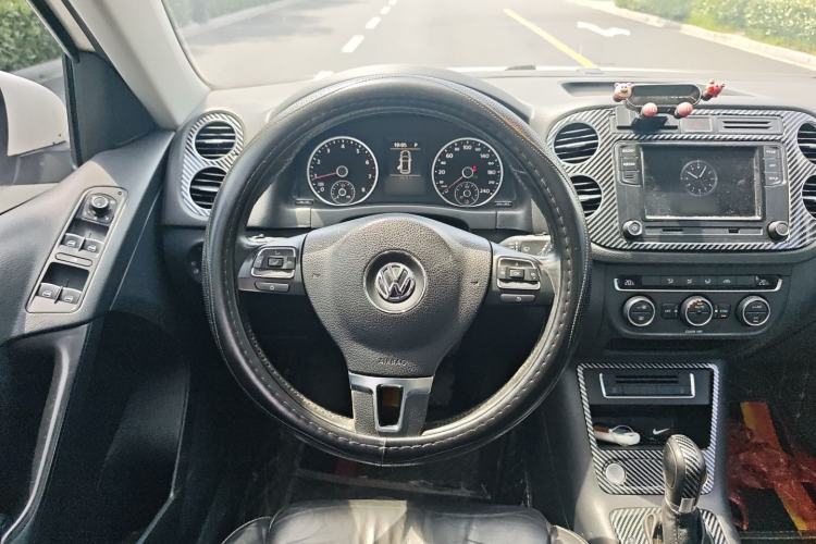 Used Volkswagen Tiguan 2017 300TSI Automatic Two-Wheel Drive Silk Road Comfort Edition Steering Wheel