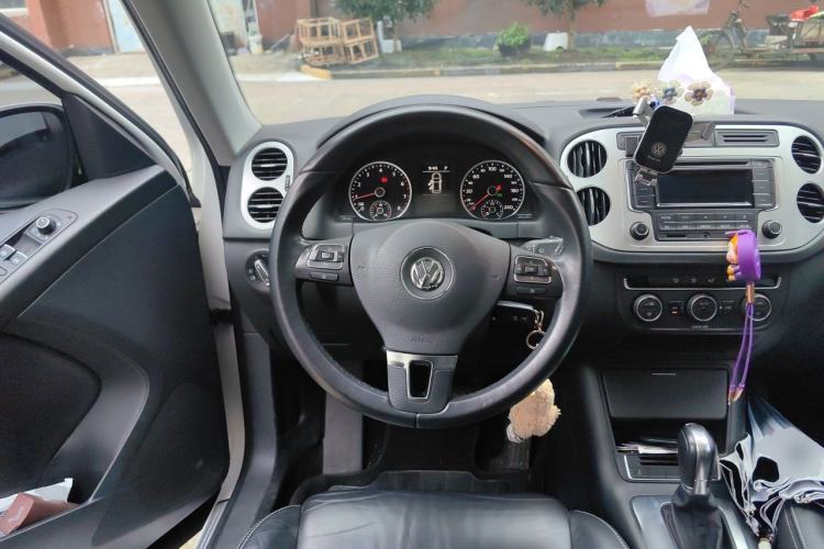 Used Volkswagen Tiguan 2017 300TSI Automatic Two-Wheel Drive Silk Road Comfort Edition Steering Wheel