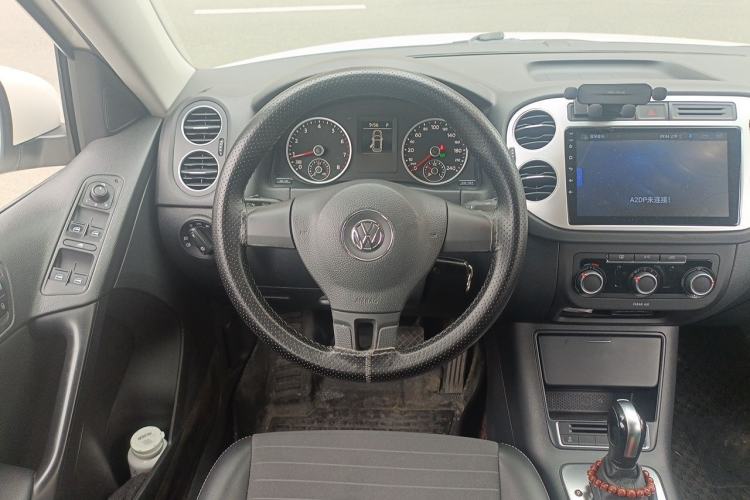 Used Volkswagen Tiguan 2017 300TSI Automatic Two-Wheel Drive Silk Road Luxury Edition Steering Wheel