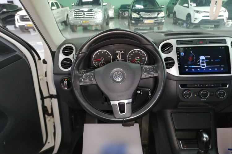 Used Volkswagen Tiguan 2017 300TSI Automatic Two-Wheel Drive Silk Road Comfort Edition Steering Wheel