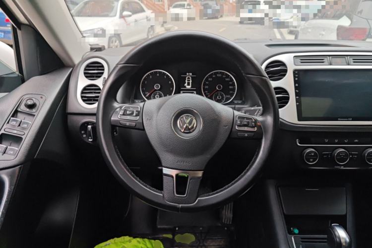 Used Volkswagen Tiguan 2017 300TSI Automatic Two-Wheel Drive Silk Road Comfort Edition Steering Wheel