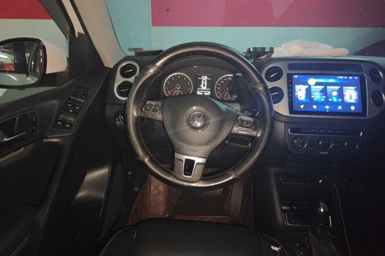 Used Volkswagen Tiguan 2017 300TSI Automatic Two-Wheel Drive Silk Road Comfort Edition Steering Wheel
