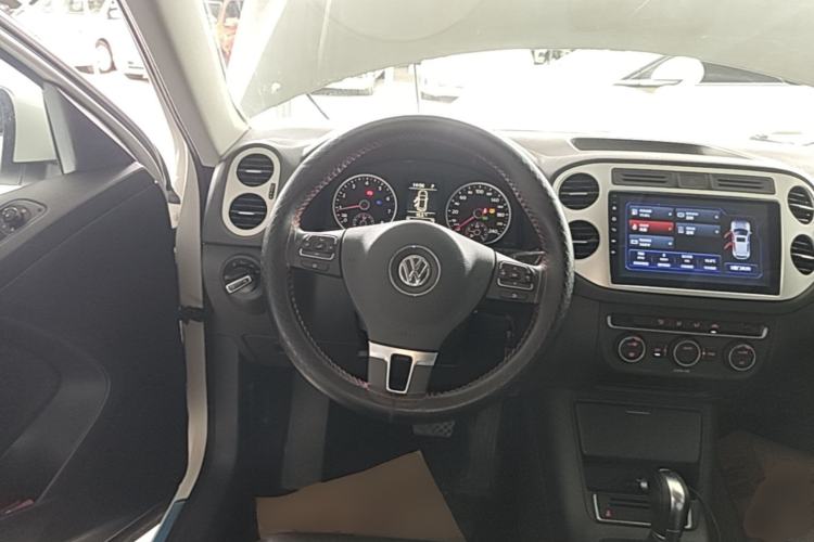 Used Volkswagen Tiguan 2017 300TSI Automatic Two-Wheel Drive Silk Road Comfort Edition Steering Wheel