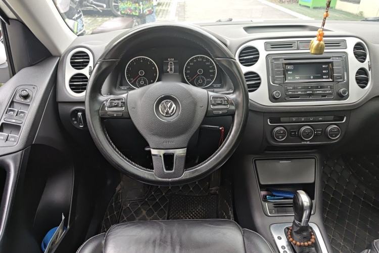 Used Volkswagen Tiguan 2017 300TSI Automatic Two-Wheel Drive Silk Road Comfort Edition Steering Wheel