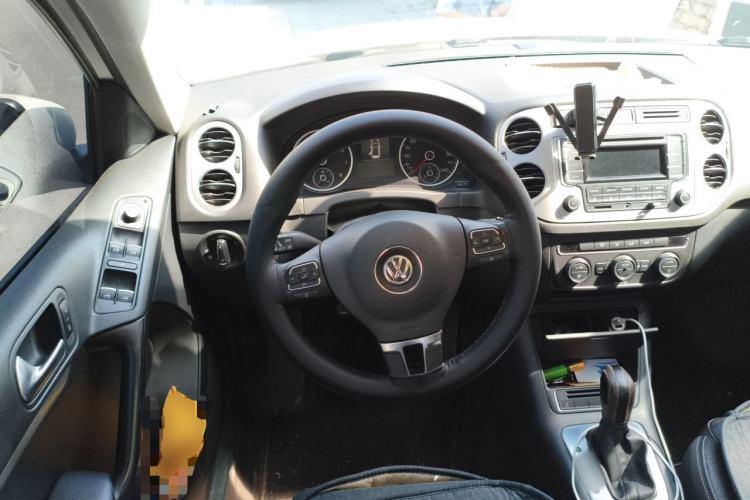 Used Volkswagen Tiguan 2017 300TSI Automatic Two-Wheel Drive Silk Road Comfort Edition Steering Wheel