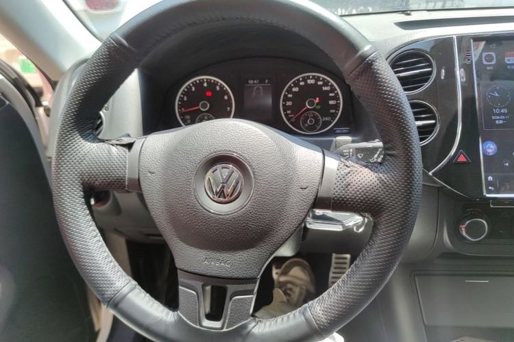 Used Volkswagen Tiguan 2017 300TSI Automatic Two-Wheel Drive Silk Road Luxury Edition Steering Wheel