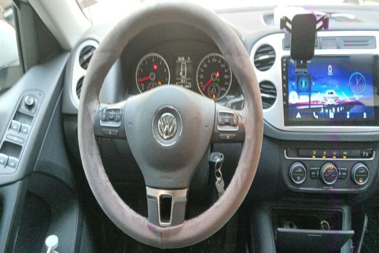 Used Volkswagen Tiguan 2017 300TSI Automatic Two-Wheel Drive Silk Road Comfort Edition Steering Wheel