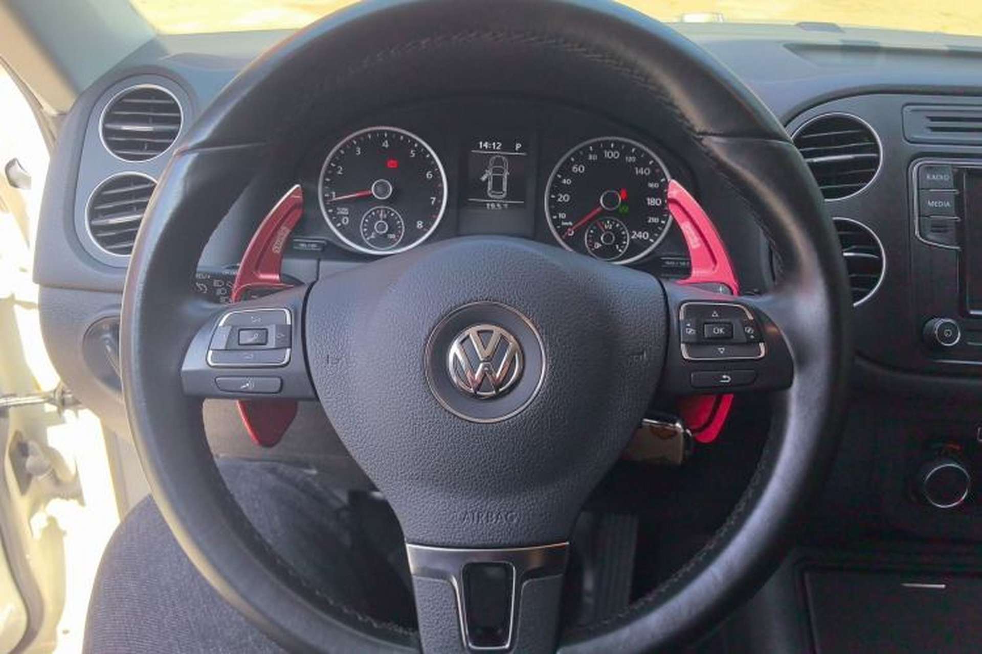 Used Volkswagen Tiguan 2017 300TSI Automatic Two-Wheel Drive Silk Road Luxury Edition Steering Wheel