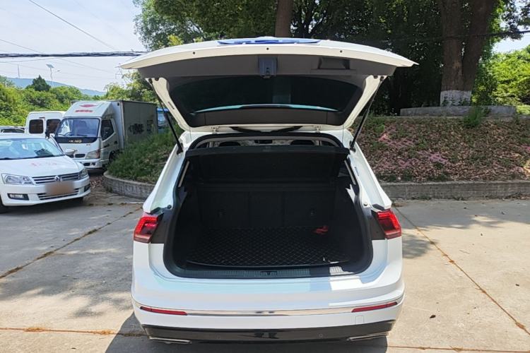 Used Volkswagen Tiguan 2017 280TSI Two-Wheel-Drive Elite Version Trunk