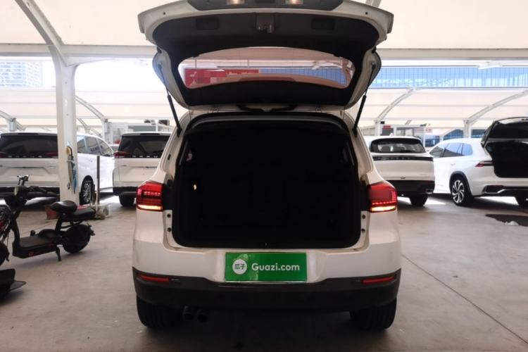 Used Volkswagen Tiguan 2017 300TSI Automatic Two-Wheel Drive Silk Road Comfort Edition Trunk