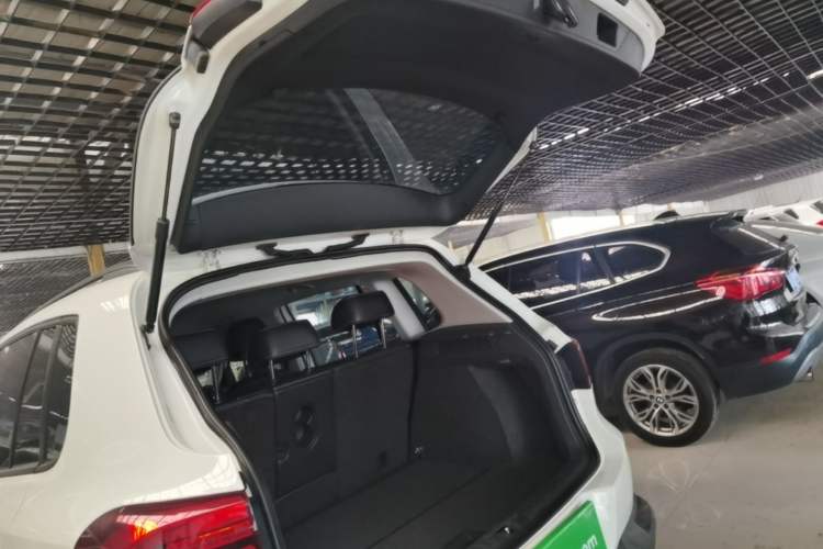 Used Volkswagen Tiguan 2017 300TSI Automatic Two-Wheel Drive Silk Road Luxury Edition Trunk