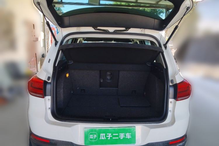Used Volkswagen Tiguan 2017 300TSI Automatic Two-Wheel Drive Silk Road Luxury Edition Trunk