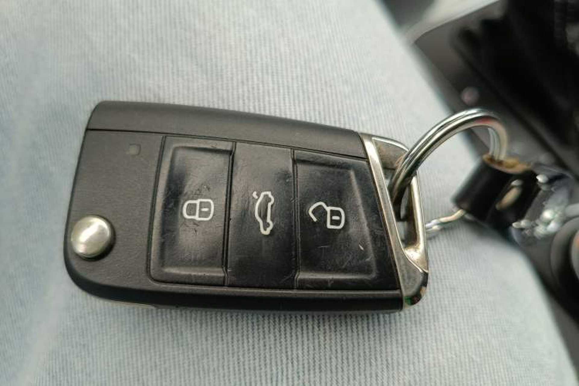 Used Volkswagen Tiguan 2017 380TSI Four-Wheel Drive R-Line Vehicle Key